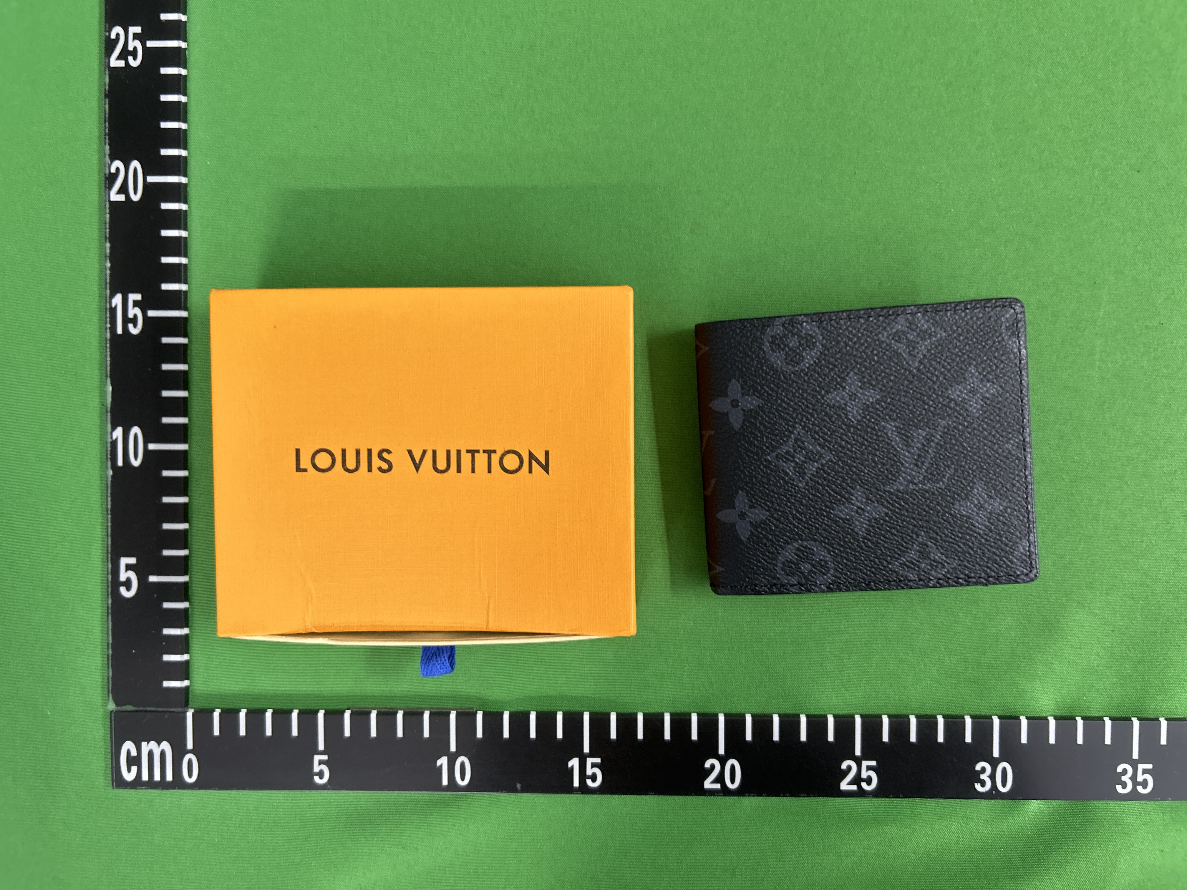 Louis Vuitton Wallet (+8 styles)