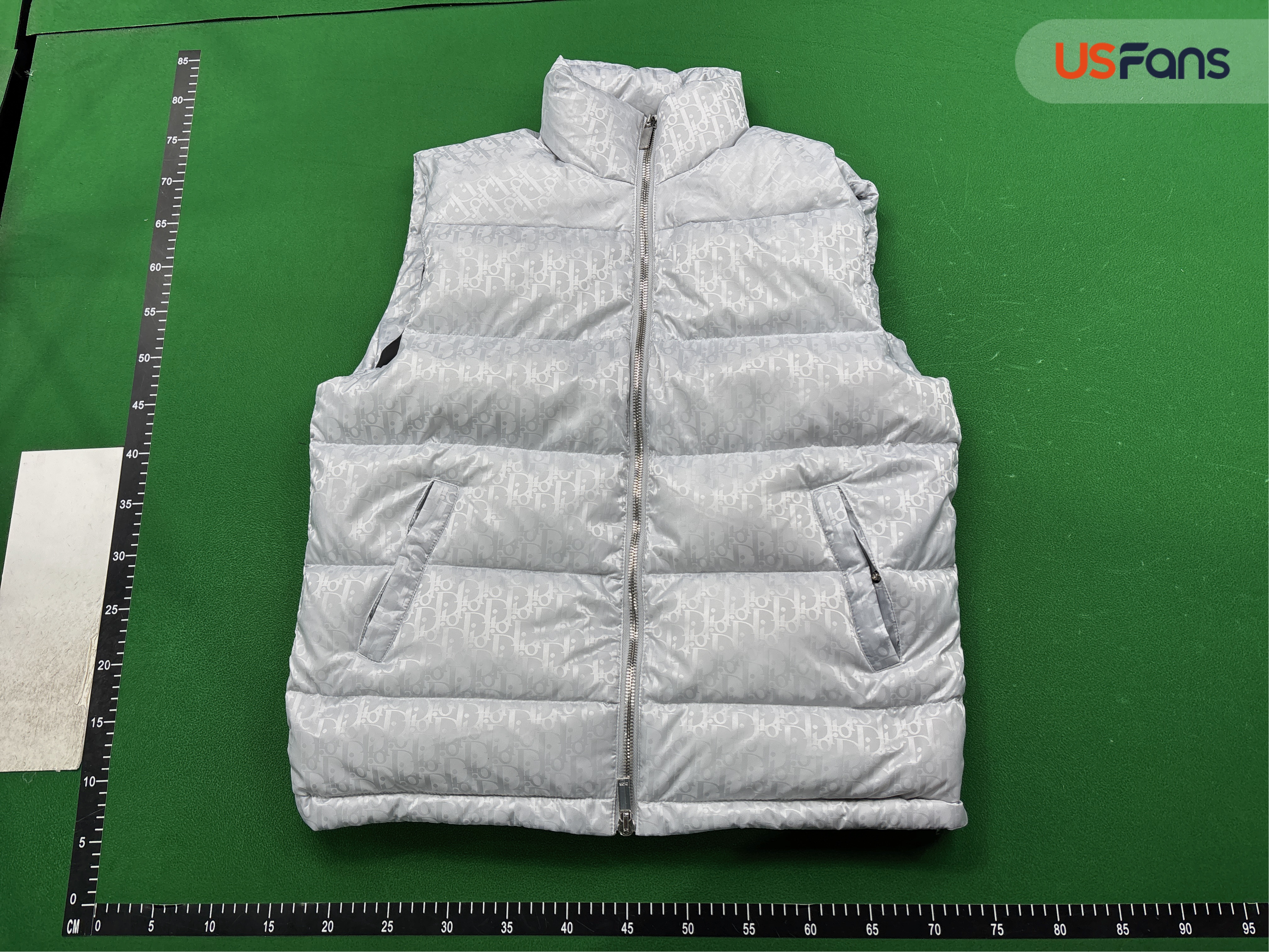 DIOR OBLIQUE VEST ( 4 COLOURWAYS )