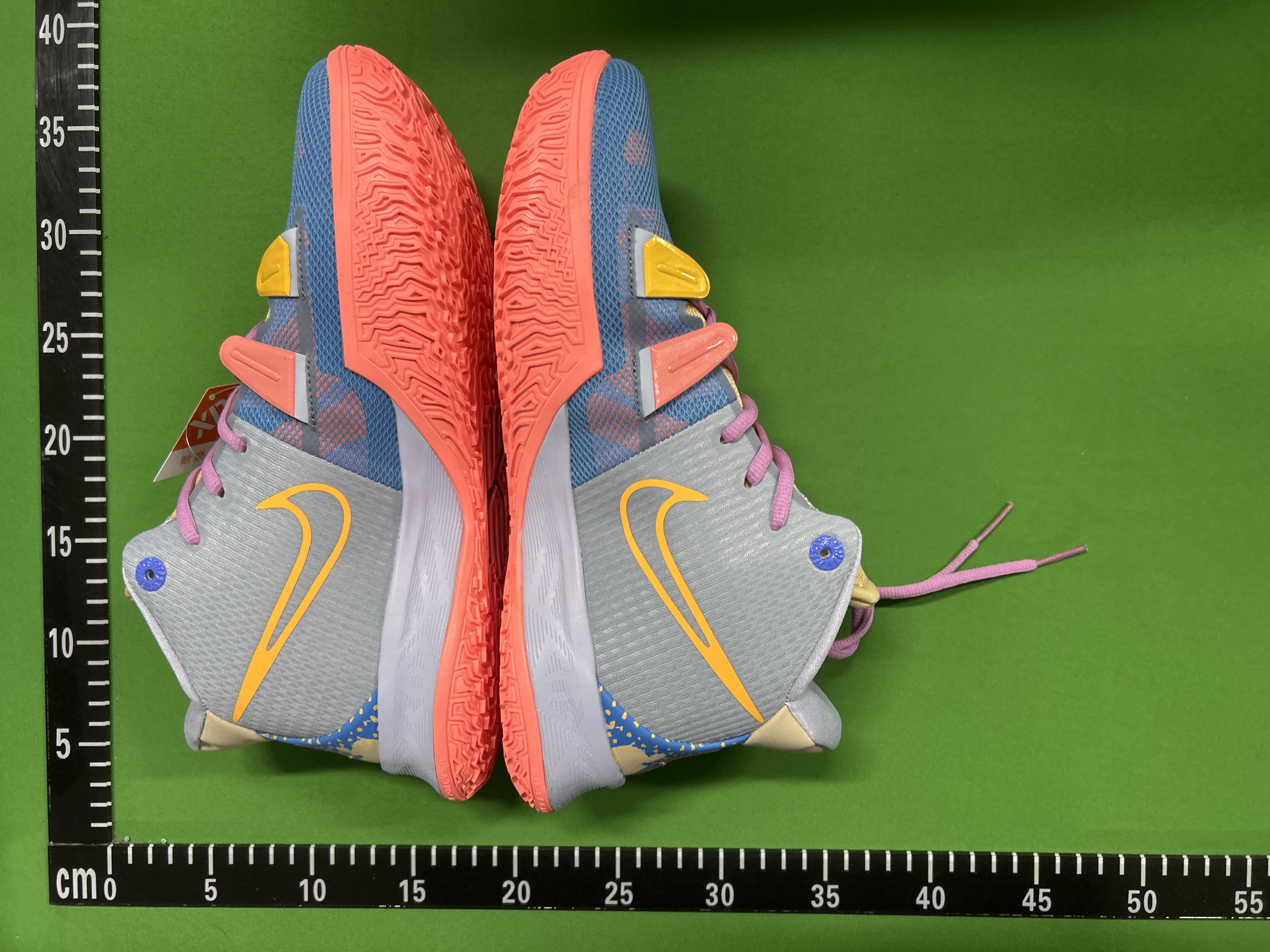 Kyrie 7 „Horus”