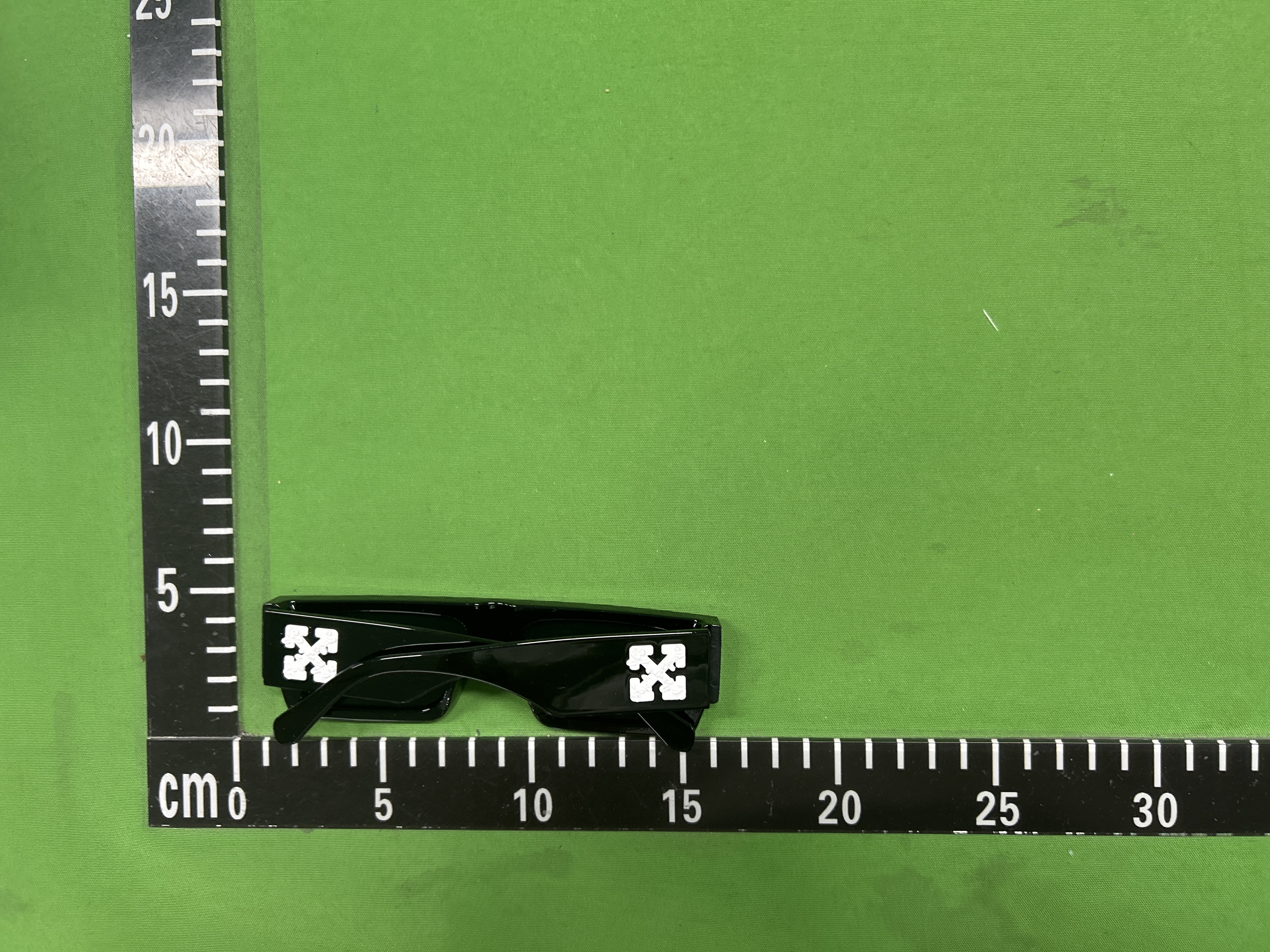 OFF WHITE Sunglasses