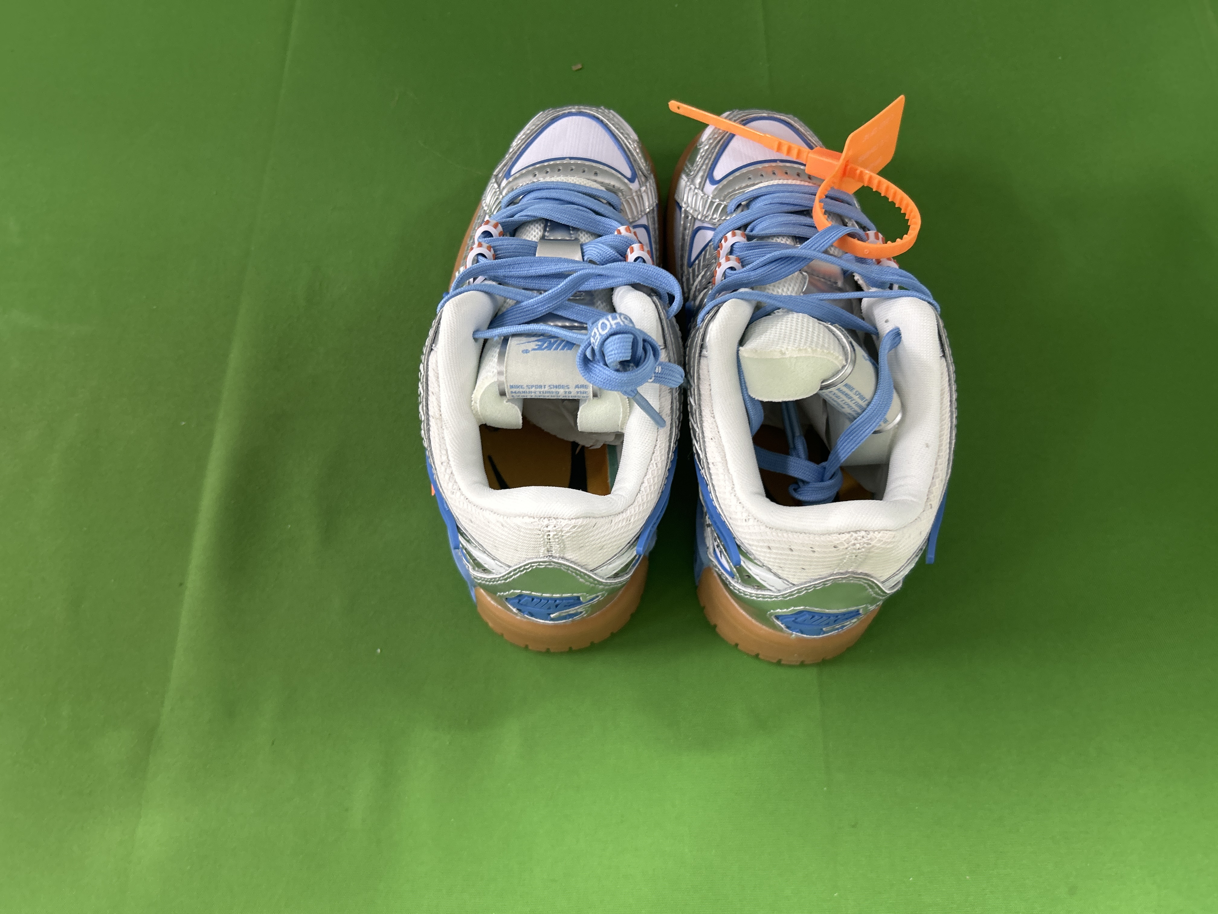 Off White x Air Rubber Dunk