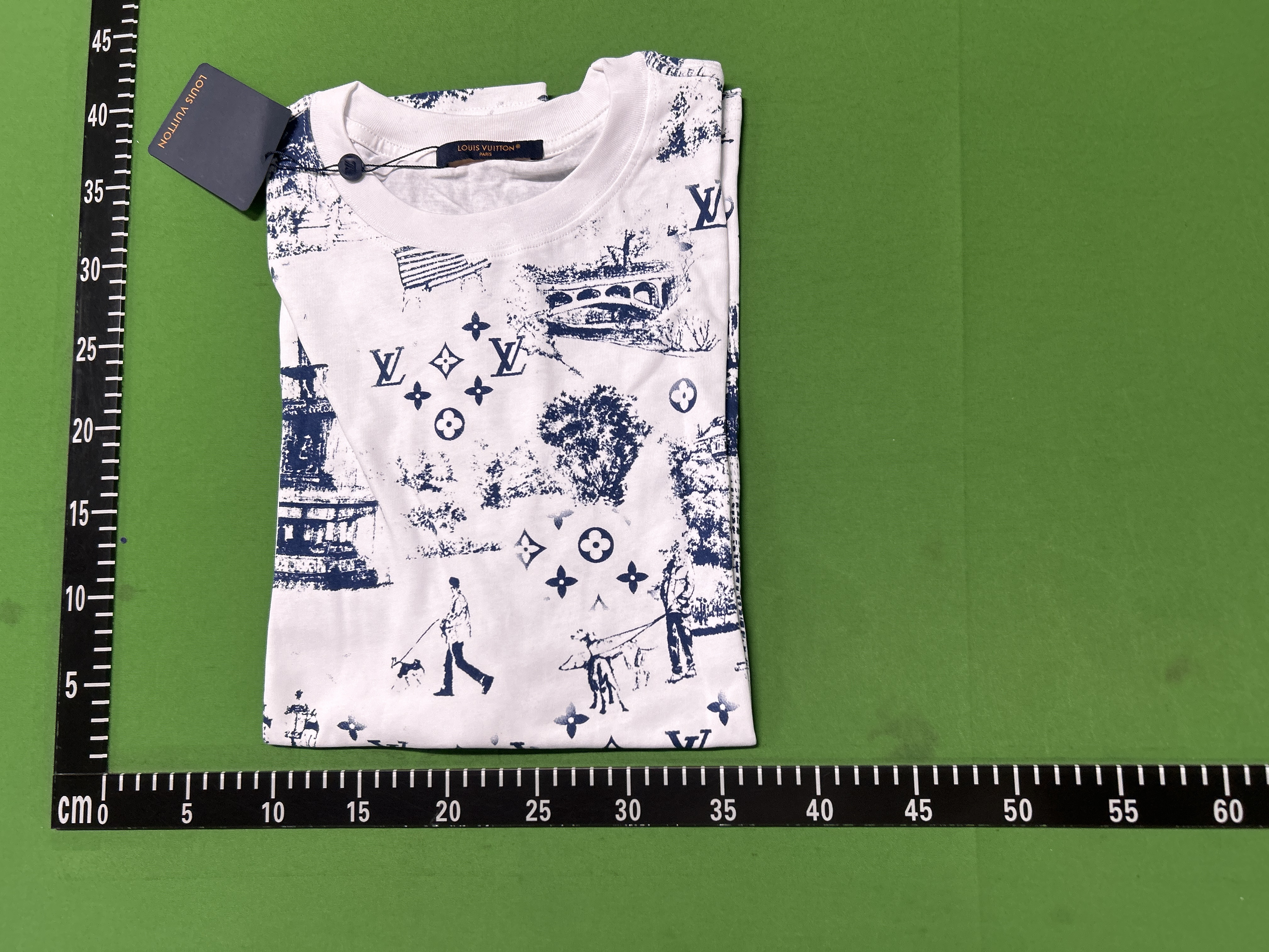 Louis Vuitton t-shirt