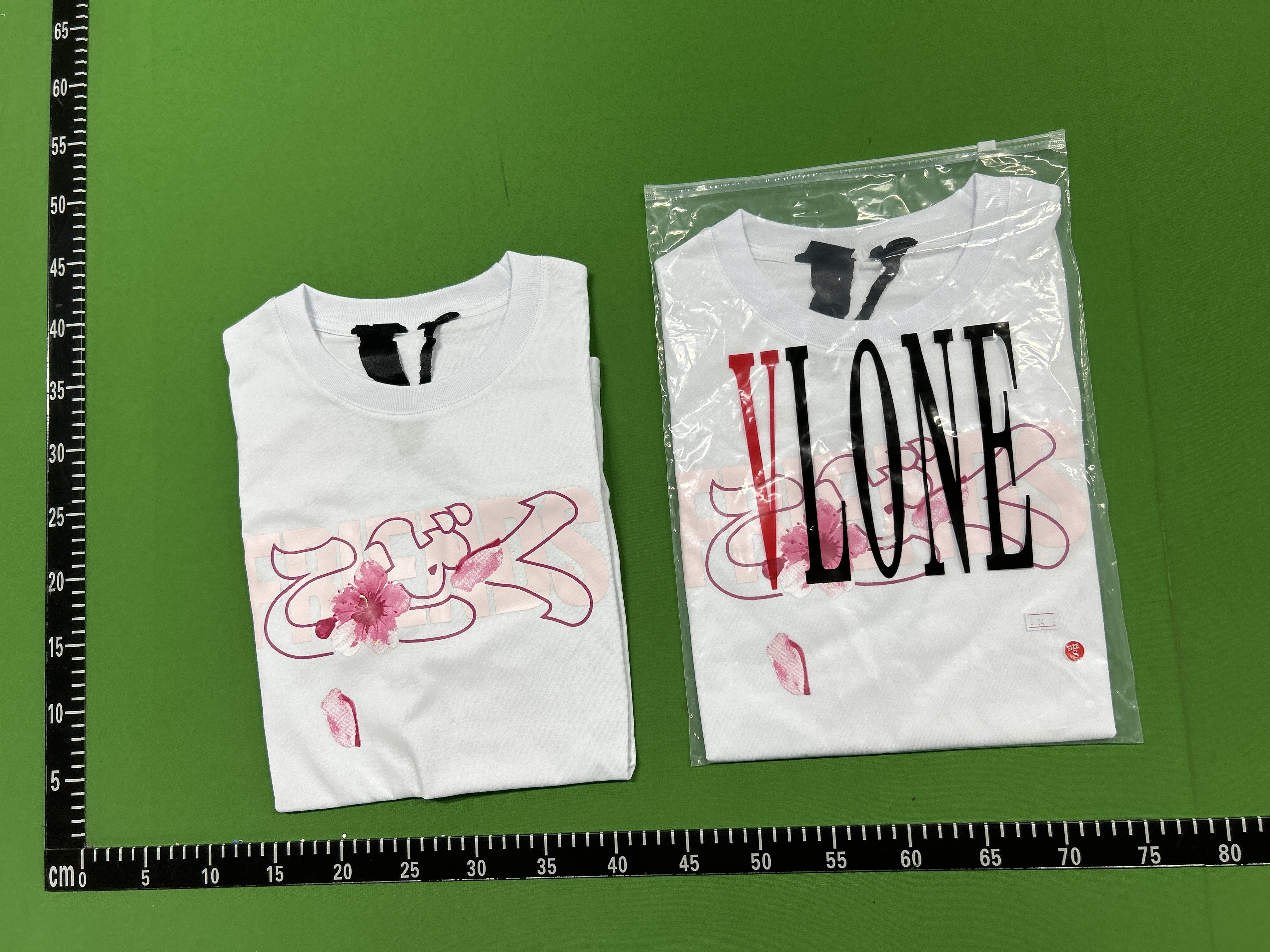 Vlonee never broke again Tee