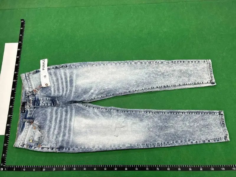 Amiri Jeans (+20 options)