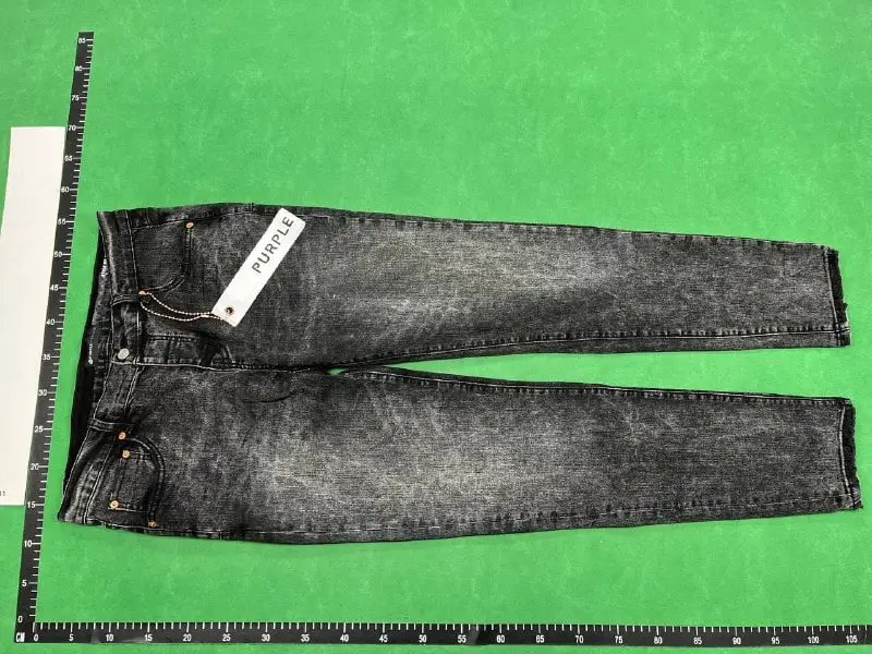 Amiri Jeans (+20 options)