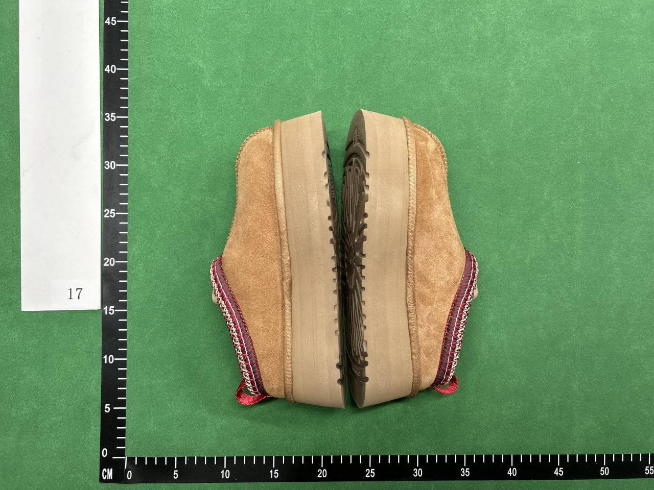 UGG Tasman